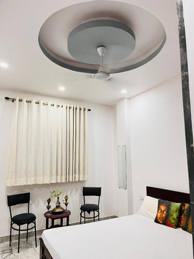 Aroma Homestay Udaipur Luaran gambar