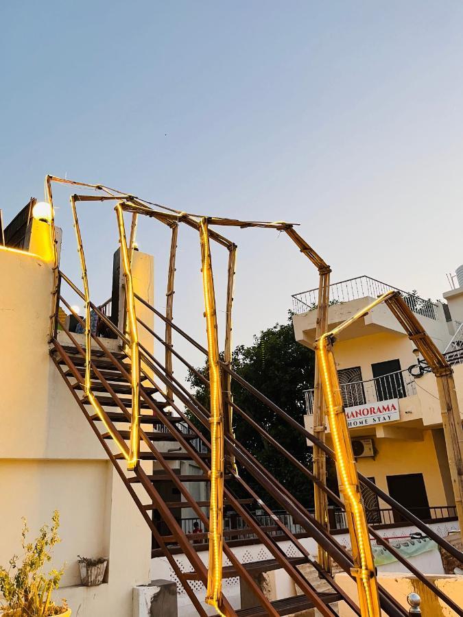 Aroma Homestay Udaipur Luaran gambar